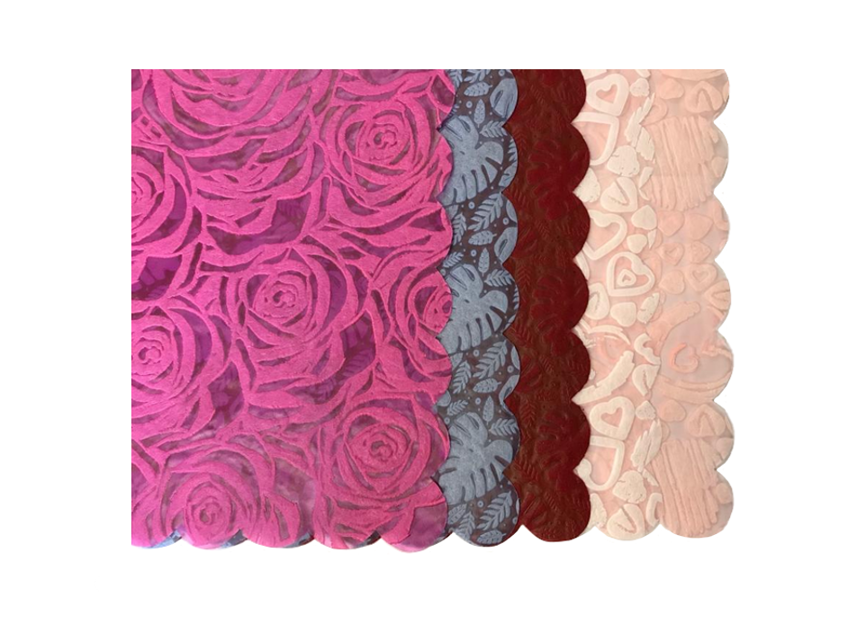 Table Placemat / Fridge Cupboard Liner with Scalloped Edge 30 x 42 cm Pack of 6 Assorted Colours and Designs 7483 (Parcel Rate)