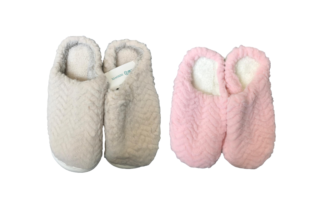 Indoor Fuzzy House Slippers with Chevron Design Assorted Sizes and Colours 7746 (Parcel Rate)