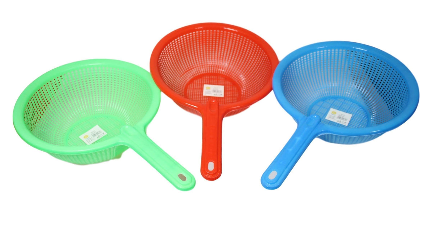 Plastic Kitchen Strainer Sieve with Handle 23 cm Assorted Colours 4831 / 4830 (Parcel Rate)p